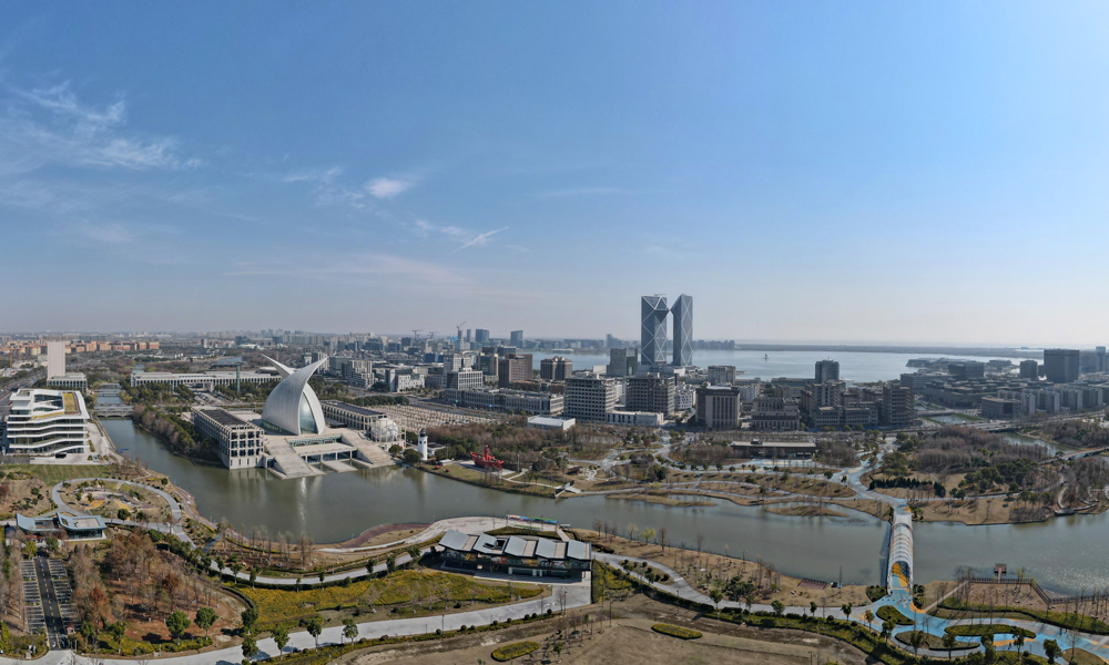 项目建成后将是以金融总部办公为主，同时涵盖高端商业购物、五星级酒店等功能的超级城市综合体，成为上海临港新片区最重要的金额产业载体、新名片、新地标。