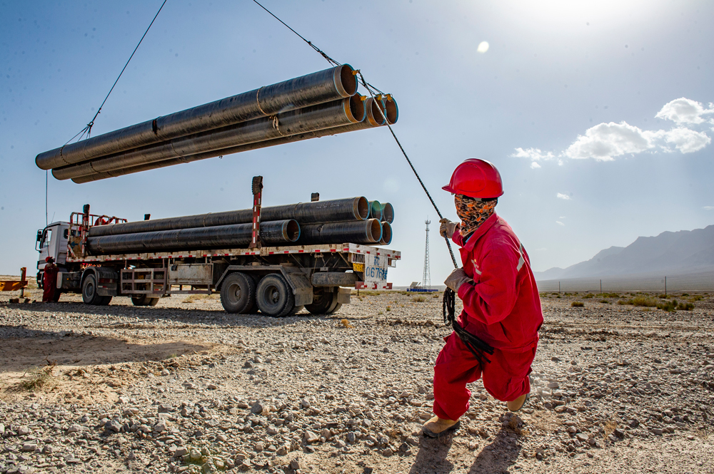 气化南疆天然气管道工程规划全长为2108公里，是新疆维吾尔自治区南北疆天然气利民管道扩建工程的重要组成部分，也是中国石油塔里木油田以清洁能源助力新疆高质量发展的又一能源大动脉和重大民生工程。该项目建成后，将极大提升对南疆的供气保障能力。