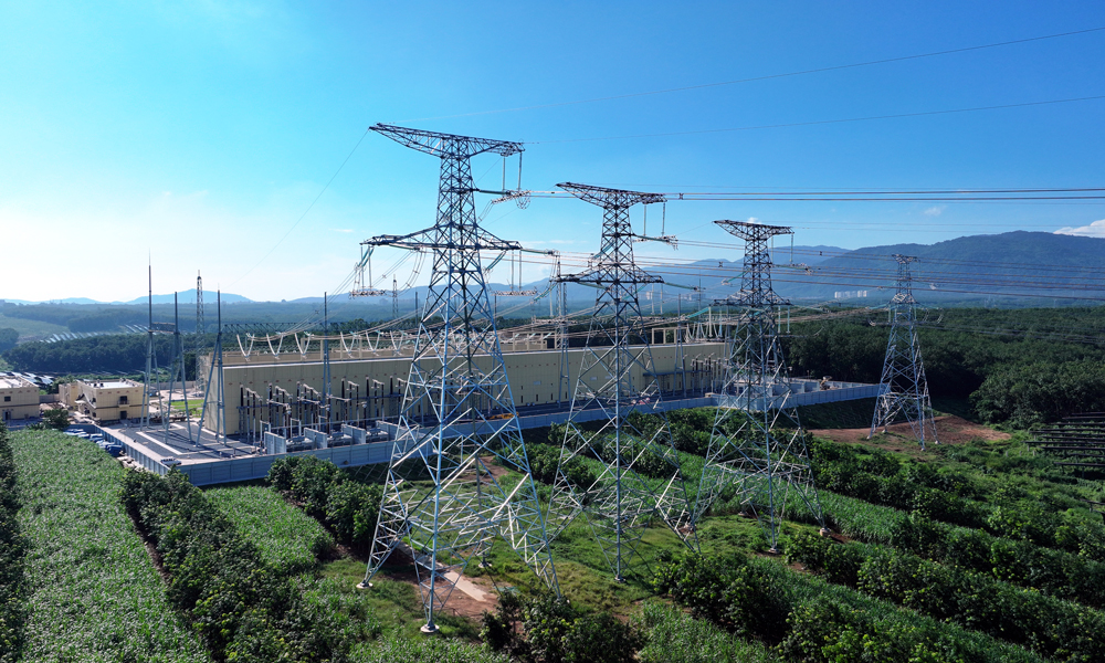  本次投运的500千伏昌化变电站位于海南白沙黎族自治县，其输变电工程由南方电网广东电网能源发展有限公司承建。