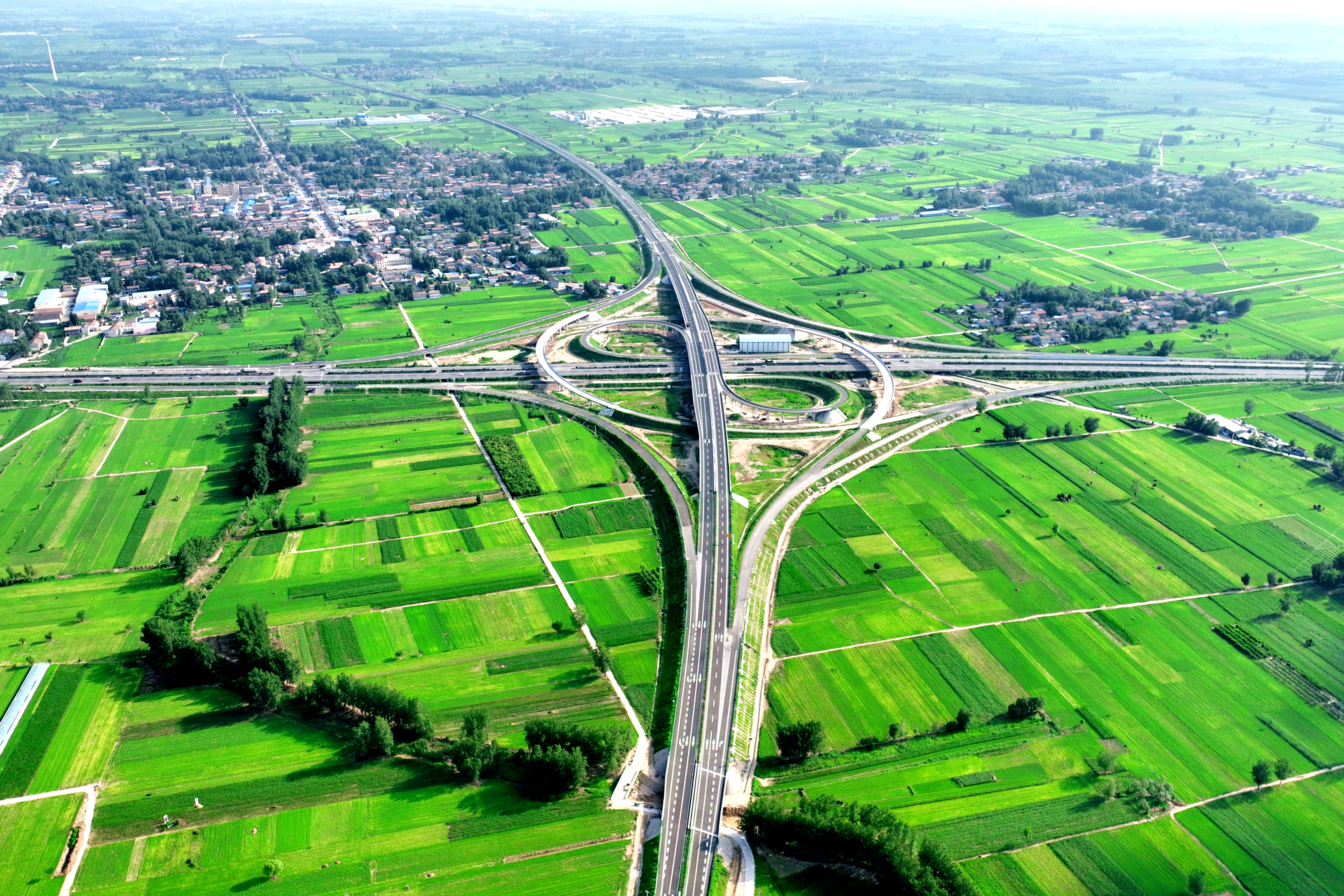 濮新高速宁沈段逻岗枢纽互通.jpg