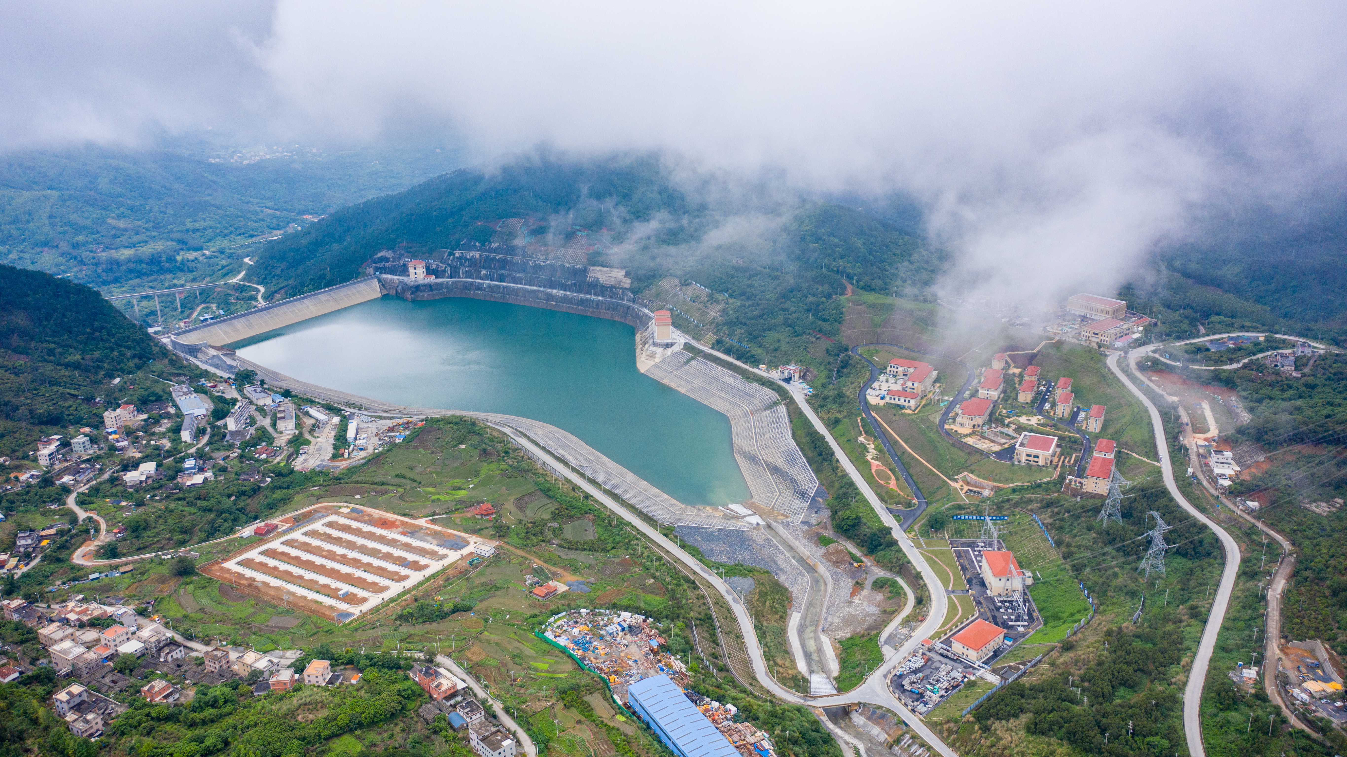 国网新源福建厦门抽水蓄能电站下水库.jpg