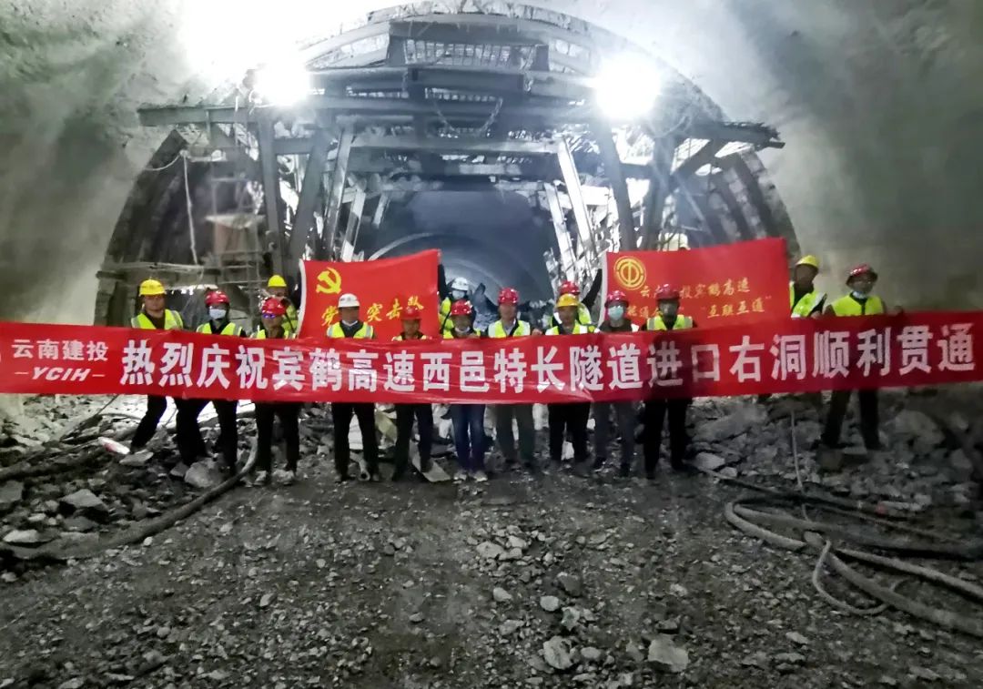 1222235737.jpg 1222235737.jpg