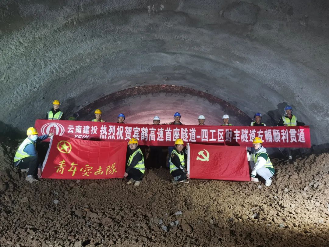 22235809.jpg 22235809.jpg