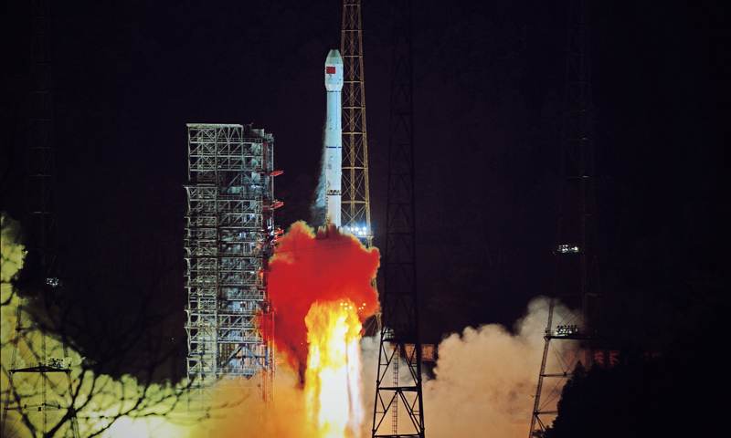 2018年5月21日，长征四号丙运载火箭托举嫦娥四号任务中继星“鹊桥”点火升空。2018年12月8日，我国用长征三号乙运载火箭成功发射嫦娥四号探测器，图为发射现场。