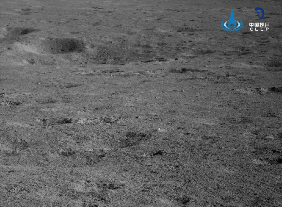 第二十月昼期间，嫦娥四号着陆器和“玉兔二号”月球车按计划开展常规探测，科学载荷工作正常，获取第一手科学探测数据。“玉兔二号”月球车继续向西北方向行进，累积行驶里程490.9米。迄今为止，“嫦娥”“玉兔”组合已在月球背面顺利工作20个工作期，远远超出设计寿命，不断刷新着人类对月球背面科学探测的记录。