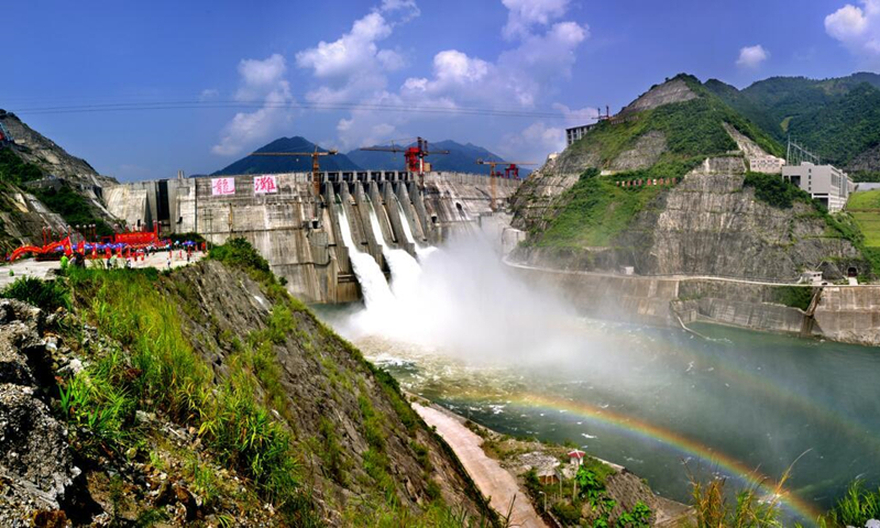 由中国大唐、中国安能等央企建设的龙滩水电站。广西国资委供图