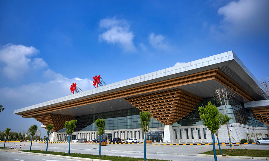 图为邯郸机场改扩建工程新建航站楼。