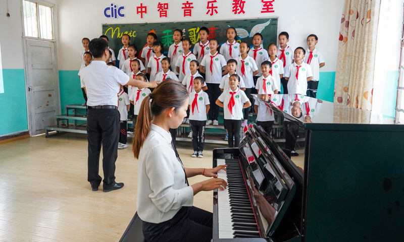 2020月1月，云南楚雄州大姚县铁锁乡盛放合唱团在京演出。中智人为贫困学子打开了一扇窗，透过音乐的力量，让孩子们见到了从所未有的风景。