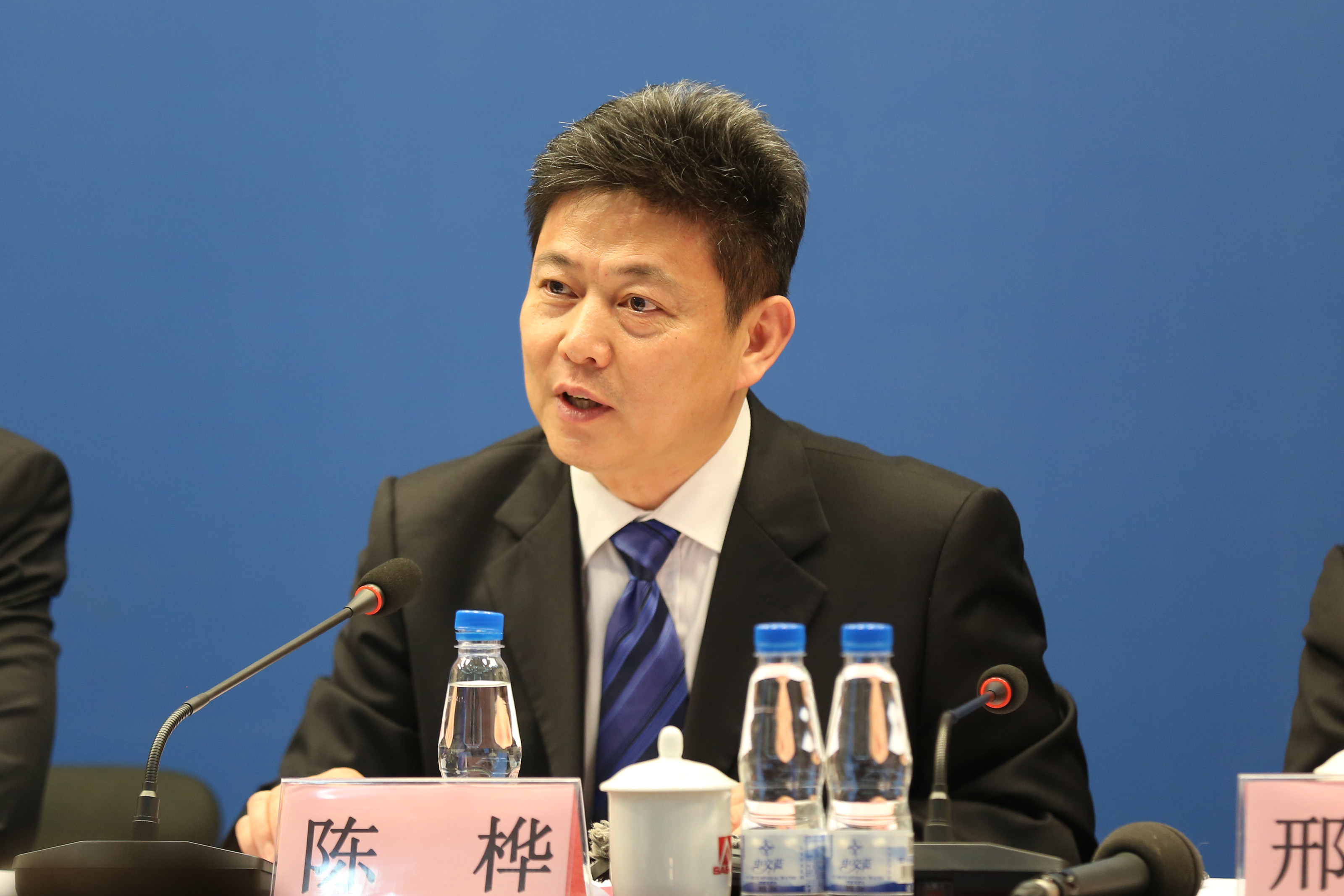 中国核能电力股份有限公司董事长、党委书记陈桦介绍有关情况。