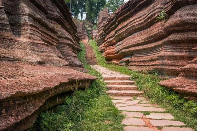 超级风景，超级工程！中国南方喀斯特有多美？