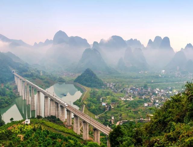 超级风景，超级工程！中国南方喀斯特有多美？